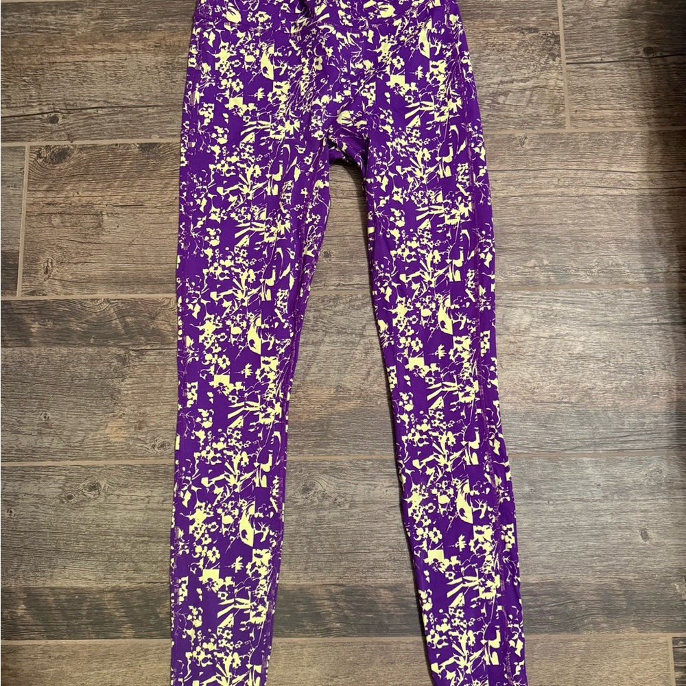 Fabletics Purple Floral-Print High-Rise Leggings